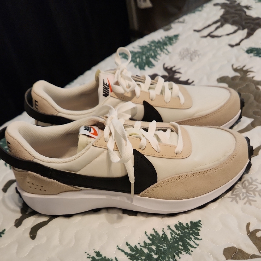 Nike Womens Waffle Debut Sneakers Shoes